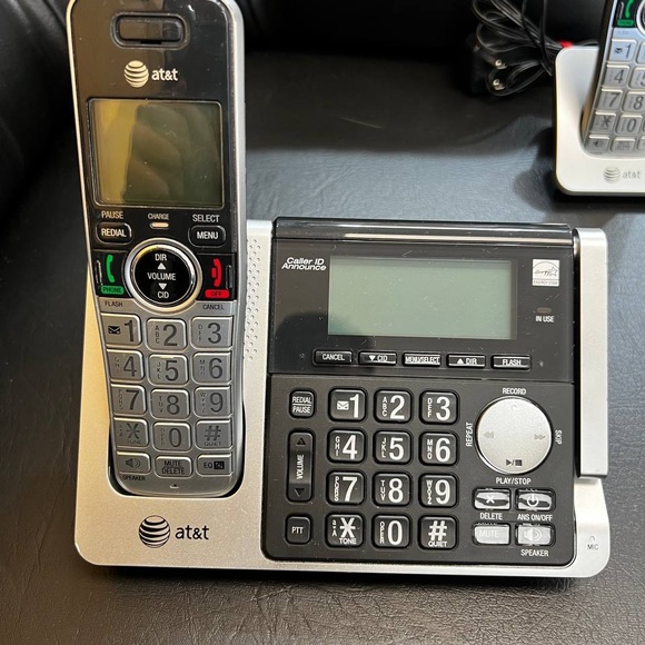 AT&T CL83464 DECT 6.0 Cordless Call ID Announce Phone System w/ 3 Handsets - Picture 9 of 15